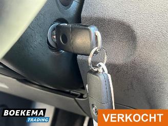Volkswagen Touran 1.6 TDI Climate Cruise Trekhaak picture 29