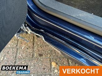 Volkswagen Touran 1.6 TDI Climate Cruise Trekhaak picture 13