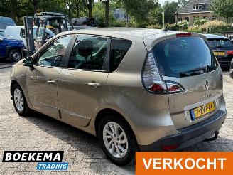 Renault Scenic 1.2 TCe 131PK Limited Navigatie Climate 6-Hand picture 3