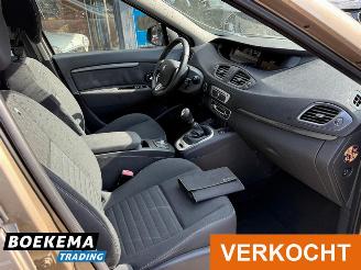 Renault Scenic 1.2 TCe 131PK Limited Navigatie Climate 6-Hand picture 18