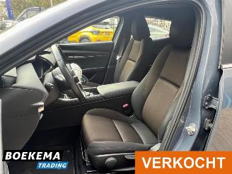 Mazda 3 2.0 e-SkyActiv-G M Hybrid Virtual Keyless Bose Navi picture 18