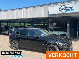 krockskadad bil auto BMW 1-serie 116i Sport Navigatie Cruise Climate 2015/4