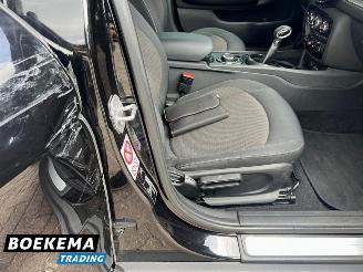 Mini Clubman Cooper 1.5 Business Automaat Navigatie Climate Cruise NL-Auto! picture 12