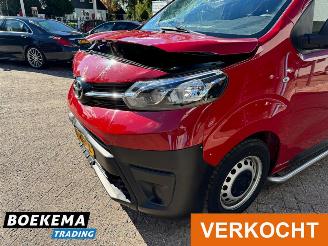 Toyota Proace 1.5 D-4D Cool Comfort Long 3-Pers Cruise picture 7
