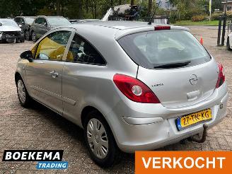 Opel Corsa 1.2-16V Enjoy Trekhaak Metalic picture 3