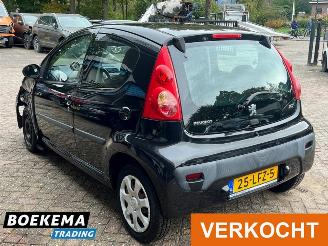 Peugeot 107 1.0-12V Sublime Airco 5-Deurs picture 3