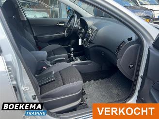 Hyundai I-30 CW 1.6i i-Motion Climate Cruise Trekhaak picture 21