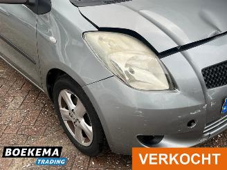 Toyota Yaris 1.3 VVTi Luna Climate Cruise picture 6