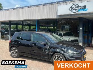 Damaged car Volkswagen Golf 1.5 TSI Comfortline Automaat Navigatie Camera Stoelverw. Cruise 2018/4