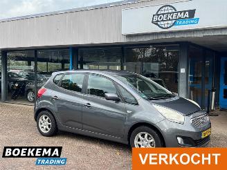 skadebil auto Kia Venga 1.4 CVVT Navi Climate Cruise Camera PDC 2011/4