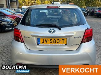 Toyota Yaris 1.5 Hybrid Now Navi Climate Cruise picture 11