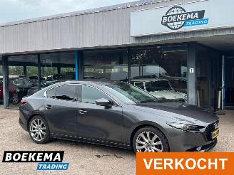 skadebil auto Mazda 3 2.0 e-SkyActiv-G M Hybrid 122 Bose Leer Stuur/Stoelverw Navigatie Camera 2020/5