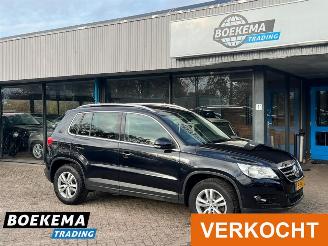 krockskadad bil auto Volkswagen Tiguan 2.0 TDI Sport&Style 4Motion Navi Camera Cruise Stoelverw 2010/6
