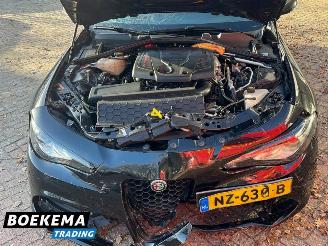 Alfa Romeo Giulia 2.0 T AWD Veloce 280PK Aut Leer Navi Stuur/Stoelverw. Cruise PDC picture 10