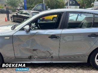 BMW 1-serie 116i Airco 5-Deurs picture 5