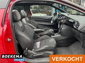 Citroën DS3 1.2 VTi Chic Cabrio Navi Climate Cruise PDC picture 17