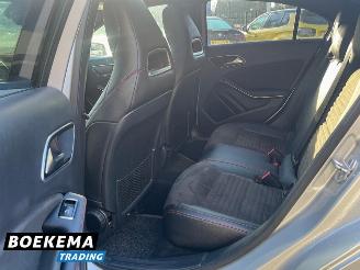 Mercedes A-klasse 180 Prestige AMG Panorama Navigatie Stoelverw. Airco PDC picture 17