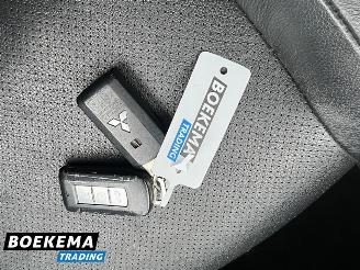 Mitsubishi Outlander 2.0 PHEV Instyle Pano Keyless Navi Camera Stoelverw. picture 27