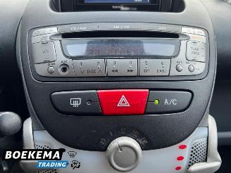 Toyota Aygo 1.0-12V Navigator Automaat Airco 5-Deurs picture 27