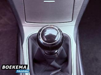 Toyota Avensis wagon 1.8 VVTi Navigatie Camera Climate Cruise picture 24