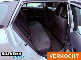 Toyota Avensis wagon 1.8 VVTi Navigatie Camera Climate Cruise picture 18