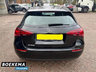 Mercedes A-klasse 180 Business Line Facelift Navi Camera Clima SHZ picture 3