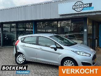 krockskadad bil auto Ford Fiesta 1.0 Champion 5-Deurs Airco PDC 2013/3