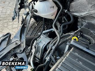 Audi Q3 1.4 TFSI Sport S-Line Automaat Climate Cruise Navi PDC picture 13