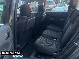 Peugeot 5008 1.6 THP ST Aut Panorama Navigatie Climate Cruise PDC Glazen dak picture 15