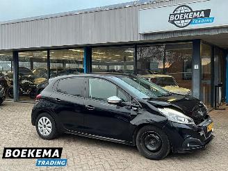 uszkodzony samochody osobowe Peugeot 208 1.2 PureTech Urban Soul 5-Drs Navi Cruise Airco PDC Trekh. 2015/11