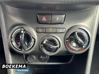 Peugeot 2008 1.2 PureTech Automaat Navi Cruise PDC picture 24