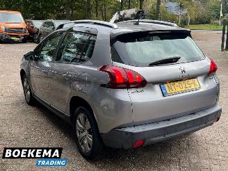 Peugeot 2008 1.2 PureTech Automaat Navi Cruise PDC picture 3