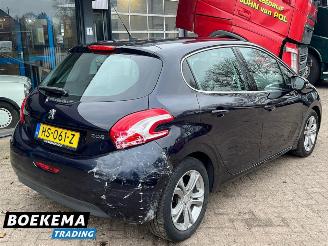 Peugeot 208 1.2 VTi Allure Led Navi Climate Cruise picture 2