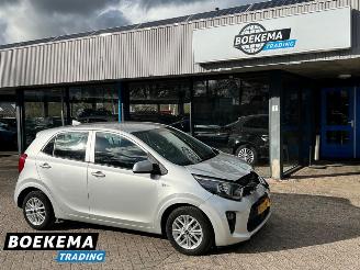 krockskadad bil auto Kia Picanto 1.0 DPi DynamicLine Camera Airco 2023/12