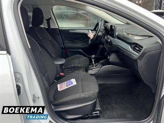 Ford Focus Wagon 1.0 EcoBoost 125PK Hybrid Navi Climate Cruise PDC Trekh. picture 23