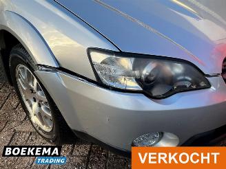 Subaru Outback 2.5i 4WD Comfort Pano Navi Climate Cruise Stoelverw. Trekh. picture 6