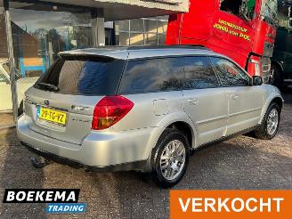 Subaru Outback 2.5i 4WD Comfort Pano Navi Climate Cruise Stoelverw. Trekh. picture 2
