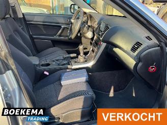 Subaru Outback 2.5i 4WD Comfort Pano Navi Climate Cruise Stoelverw. Trekh. picture 18