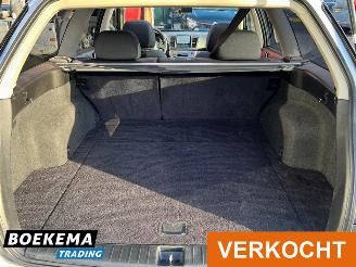 Subaru Outback 2.5i 4WD Comfort Pano Navi Climate Cruise Stoelverw. Trekh. picture 16