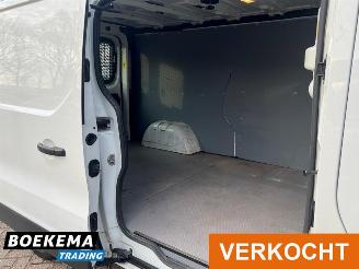Renault Trafic 2.0 dCi 120PK L2 Navi Airco Cruise PDC picture 15