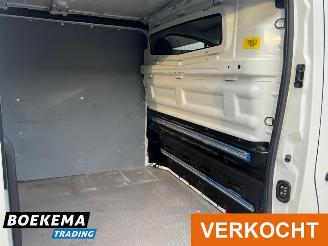 Renault Trafic 2.0 dCi 120PK L2 Navi Airco Cruise PDC picture 16