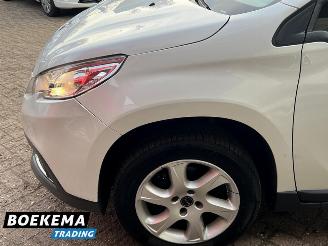 Peugeot 2008 1.2 VTi Active Premium Navi Cruise Airco PDC Trekh. picture 9