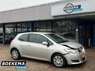 krockskadad bil auto Toyota Auris 1.3 Aspiration Navigatie Climate Trekhaak 2010/1