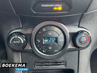 Ford Fiesta 1.5 TDCi Titanium Stoelverw. Climate PDC Trekhaak picture 17