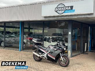 krockskadad bil bedrijf Suzuki GSX 1100 F Koffer 1990/2