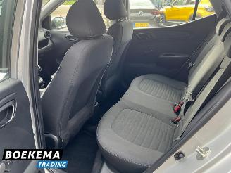 Hyundai I-10 1.0 Comfort Automaat Climate Cruise picture 16