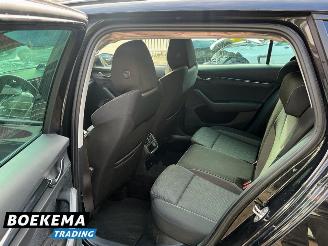 Skoda Octavia Combi 1.0 e-TSI Business Edition Navigatie Cruise Lane-Ass picture 21