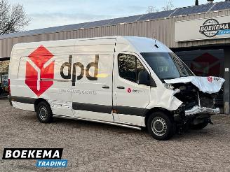 krockskadad bil bedrijf Mercedes Sprinter 315 1.9 CDI L4H3 Maxi Aut. Navi Clima Cruise Camera 2021/10