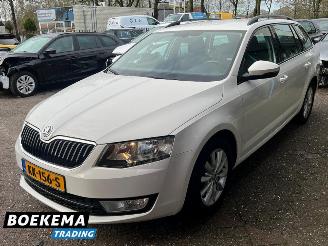 Skoda Octavia Combi 1.0 TSI Business Navi Cruise Climate Trekh. picture 4