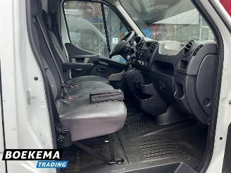 Renault Master T35 2.3 DCI L2H3 3-Pers Navigatie Cruise Airco PDC Trekhaak picture 12